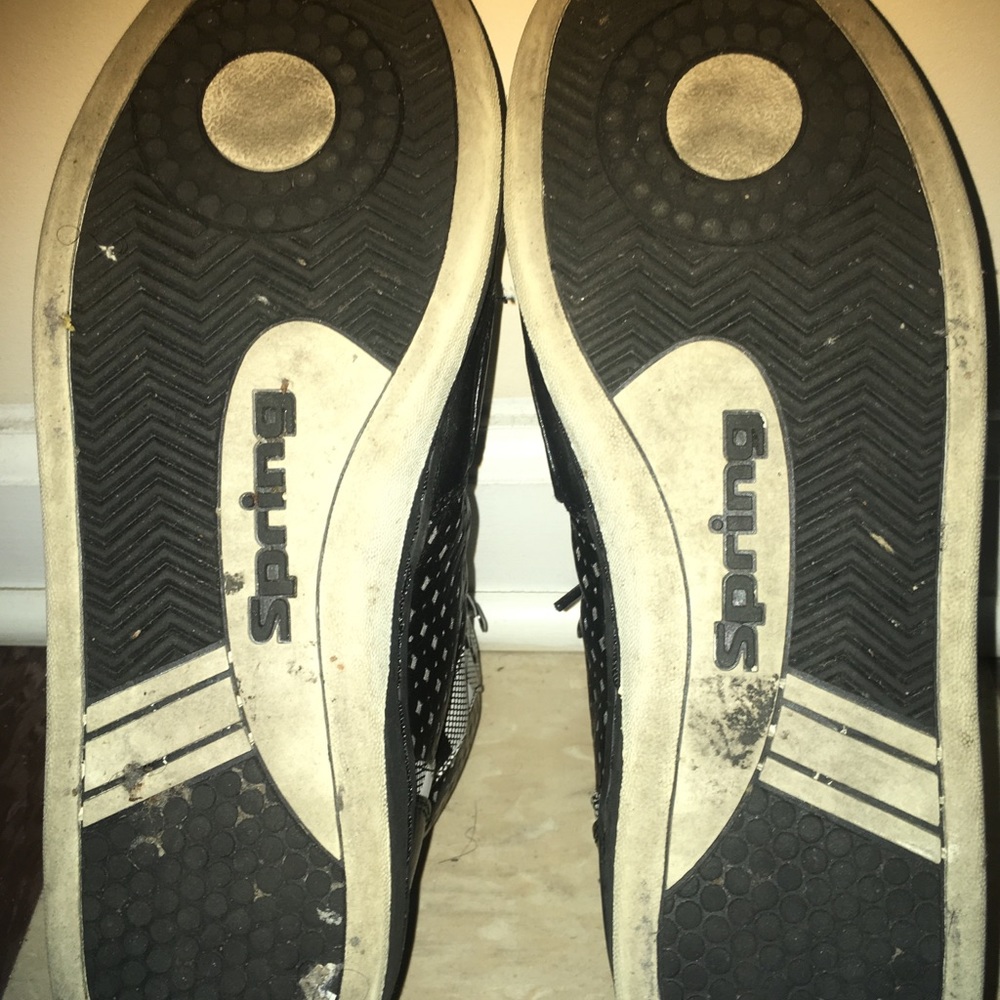 Spring (Strap-Across Shoes) - Picture 6 of 6